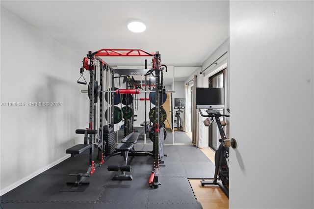 752 NW 98th Way, Plantation, FL 33324