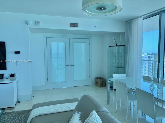 3101 S Ocean Drive 1701, Hollywood, FL 33019