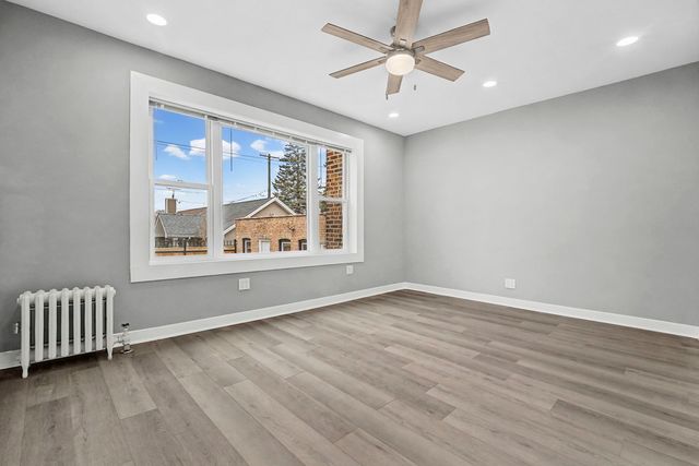 2950 W waveland Avenue 1, Chicago, IL 60618