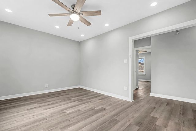 2950 W waveland Avenue 1, Chicago, IL 60618