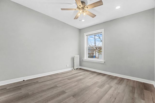 2950 W waveland Avenue 1, Chicago, IL 60618