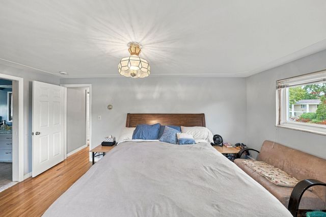 30505 Freda Drive, Warren, MI 48093