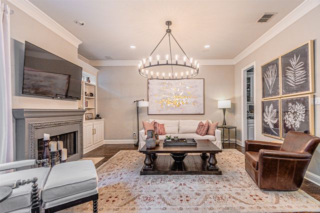 3637 Reagan Street, Dallas, TX 75219