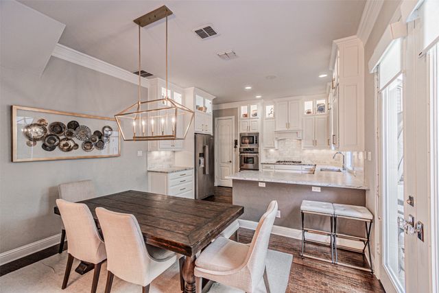 3637 Reagan Street, Dallas, TX 75219