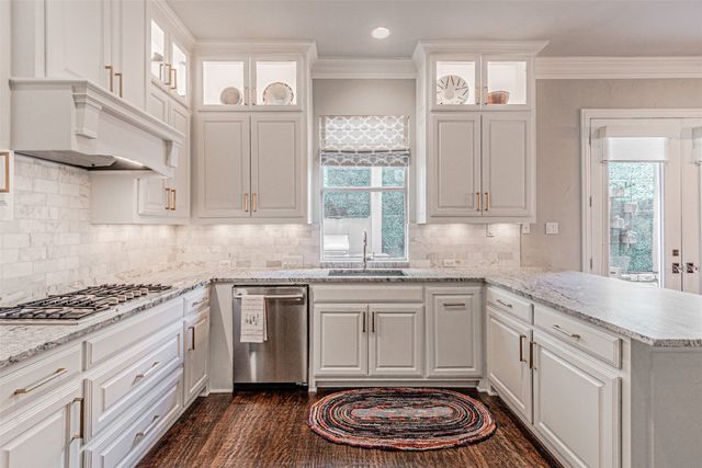 3637 Reagan Street, Dallas, TX 75219
