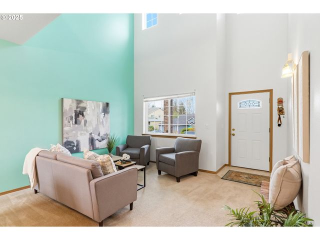 15694 Se UPMAN Way, Damascus, OR 97089