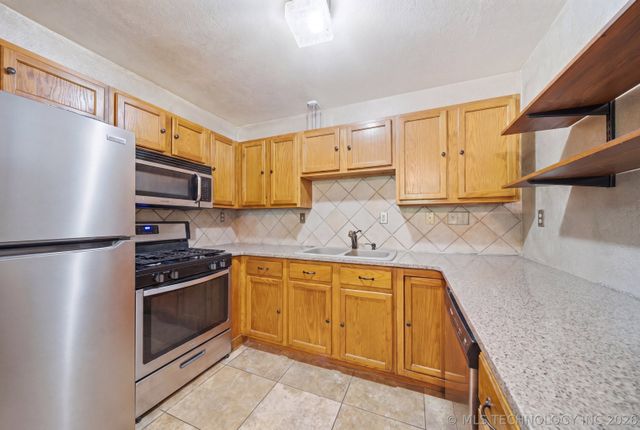 70120 S 336 Road, Wagoner, OK 74467