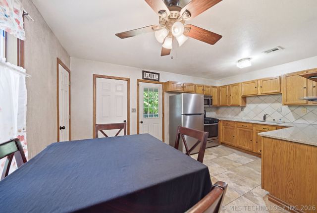 70120 S 336 Road, Wagoner, OK 74467