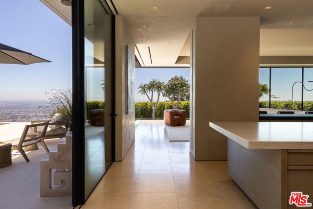 1616 Blue Jay Way, Los Angeles, CA 90069