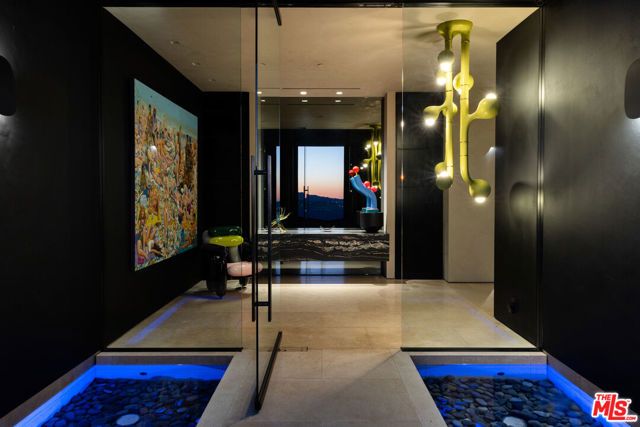 1616 Blue Jay Way, Los Angeles, CA 90069