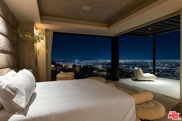 1616 Blue Jay Way, Los Angeles, CA 90069