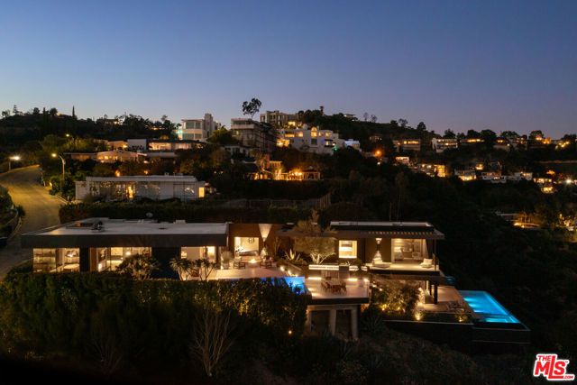1616 Blue Jay Way, Los Angeles, CA 90069
