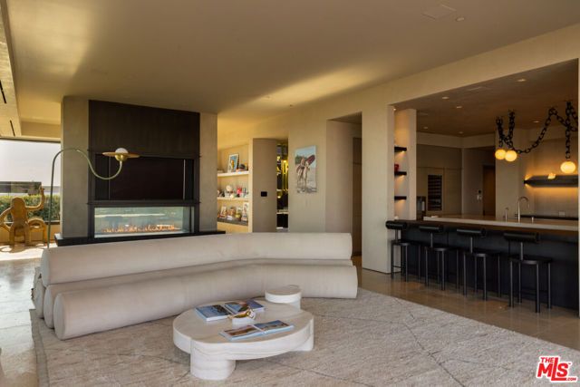 1616 Blue Jay Way, Los Angeles, CA 90069