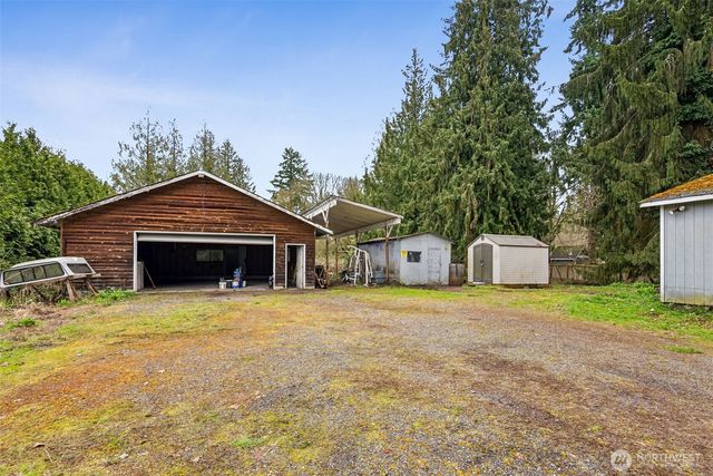 15421 50th Avenue E, Tacoma, WA 98446