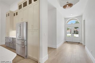 6391 Old Mahogany CT, Naples, FL 34109