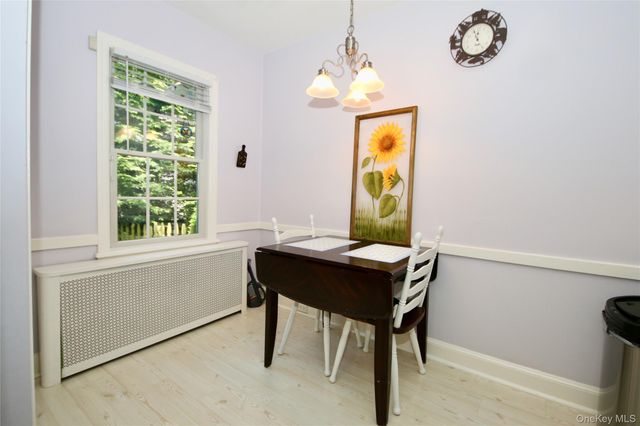 18 Cedar Drive, Huntington, NY 11743