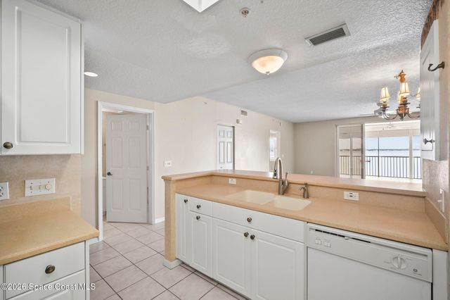 104 Riverside Drive 403, Cocoa, FL 32922