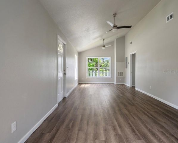 357 N MAIN AVENUE, Groveland, FL 34736