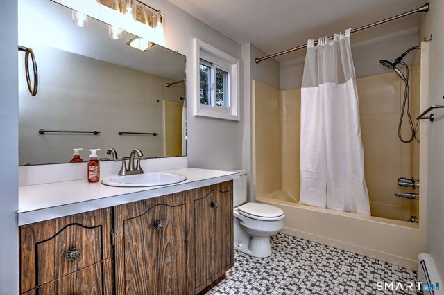 5160 Madison Avenue, Trumbull, CT 06611