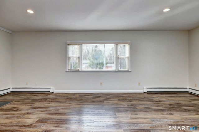 5160 Madison Avenue, Trumbull, CT 06611