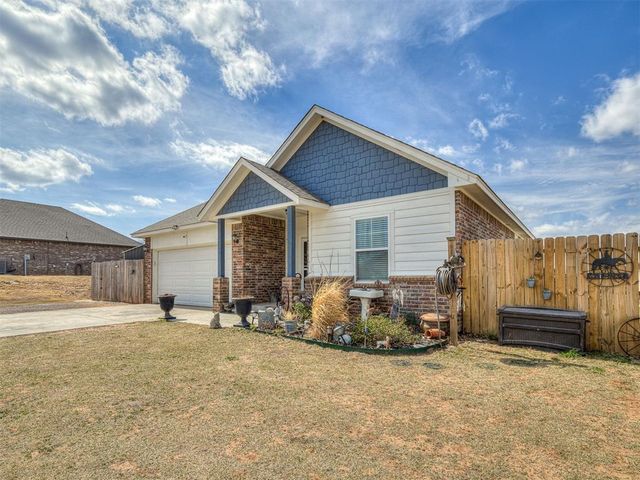 15952 Prairie Rose Drive, Mcloud, OK 74851