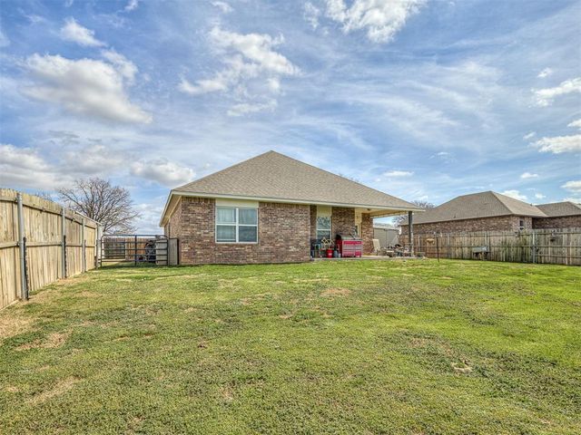 15952 Prairie Rose Drive, Mcloud, OK 74851