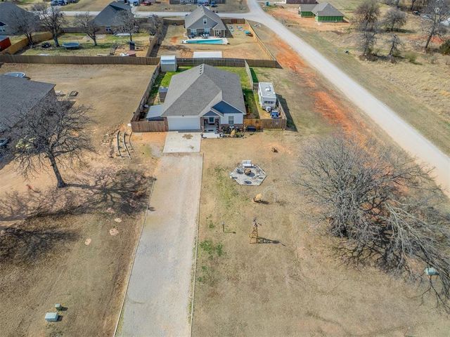 15952 Prairie Rose Drive, Mcloud, OK 74851