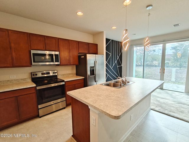 5138 SAWMILL POINT Way, Jacksonville, FL 32210