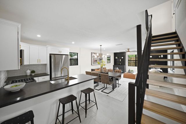 4813 Hummingbird Street, Houston, TX 77035