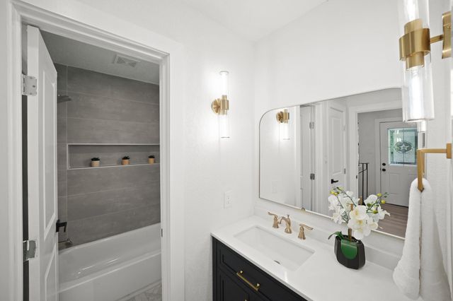 4813 Hummingbird Street, Houston, TX 77035