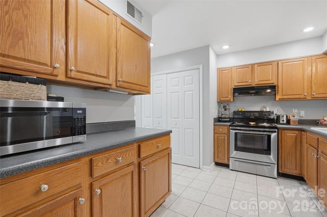 11531 Turn Stone Court, Charlotte, NC 28226