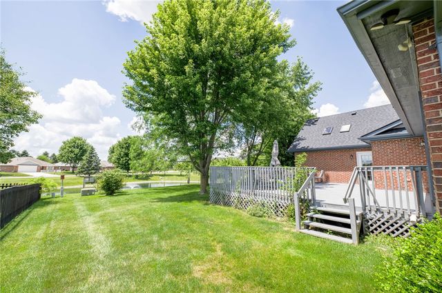 913 Golden Beech Drive, Brookville, OH 45309
