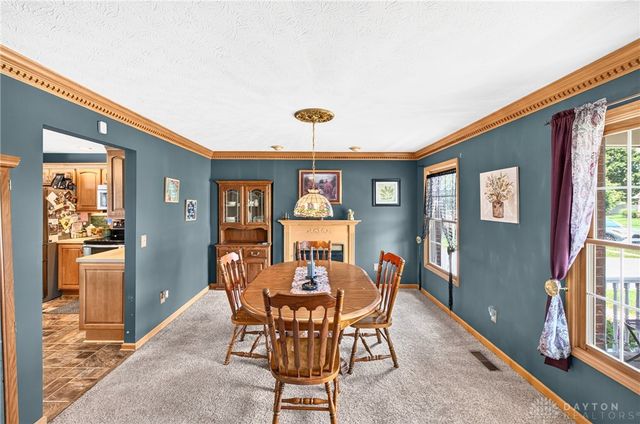 913 Golden Beech Drive, Brookville, OH 45309