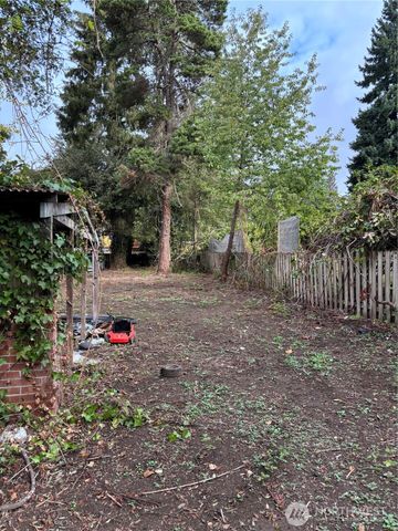 18421 44th Avenue W, Lynnwood, WA 98037