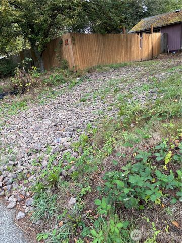 18421 44th Avenue W, Lynnwood, WA 98037