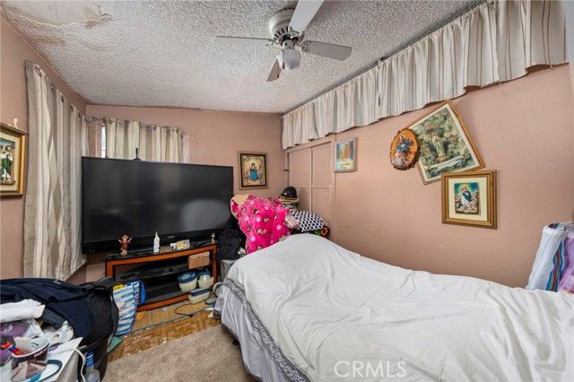 526 Nottingham Avenue, Santa Ana, CA 92703