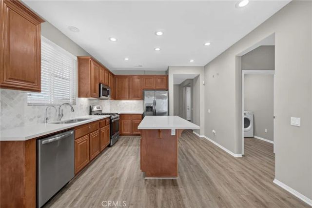 868 White Pepper, Hemet, CA 92545