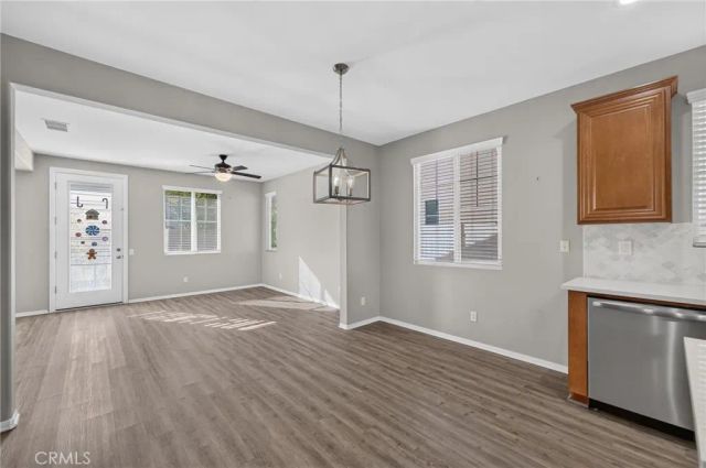 868 White Pepper, Hemet, CA 92545