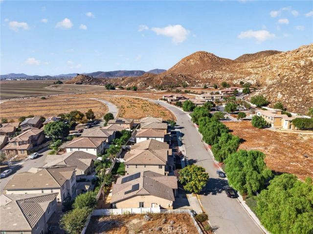 868 White Pepper, Hemet, CA 92545