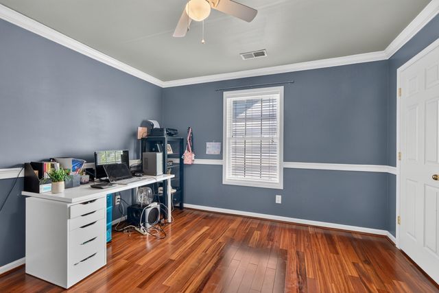 501 Alderbrook Way, Lexington, KY 40515
