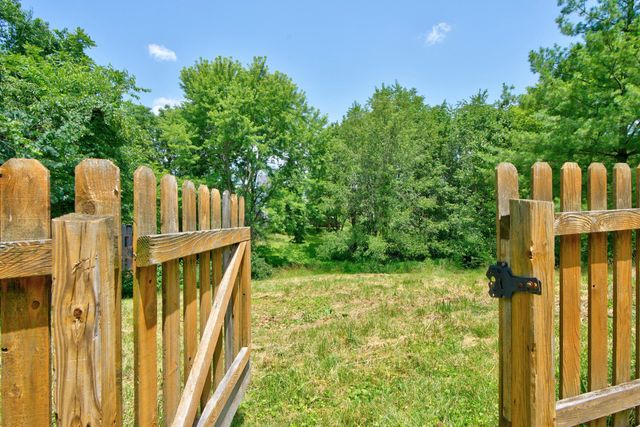 501 Alderbrook Way, Lexington, KY 40515