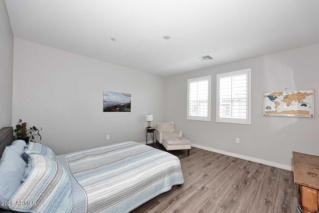 1823 E Chelsea Lane 102, Gilbert, AZ 85295