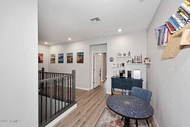 1823 E Chelsea Lane 102, Gilbert, AZ 85295