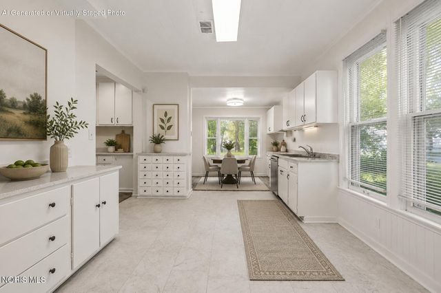 245 E Delaware Avenue, Toledo, OH 43608