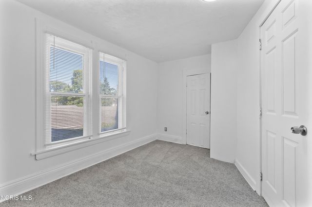 245 E Delaware Avenue, Toledo, OH 43608