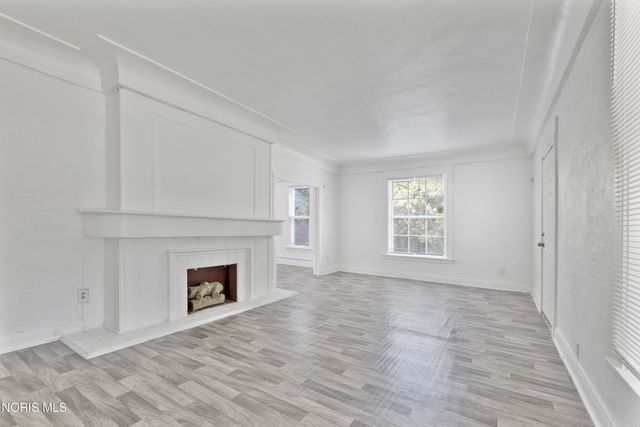 245 E Delaware Avenue, Toledo, OH 43608