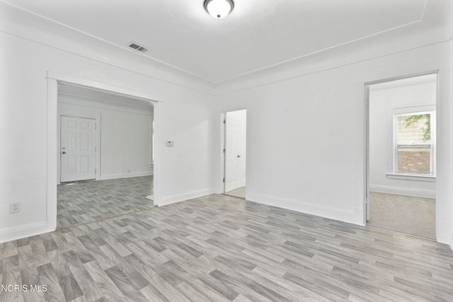 245 E Delaware Avenue, Toledo, OH 43608
