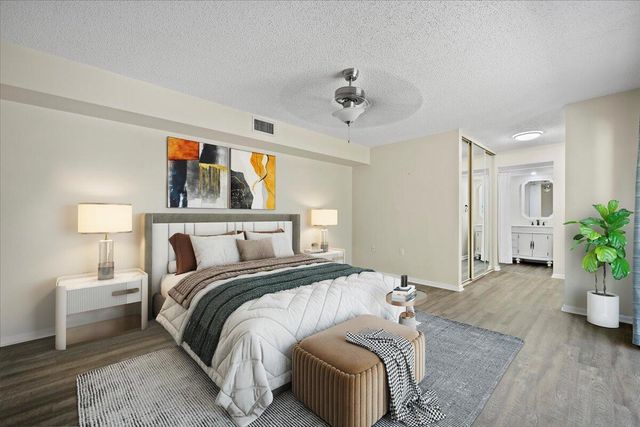 625 6th Terrace, Palm Beach Gardens, FL 33418