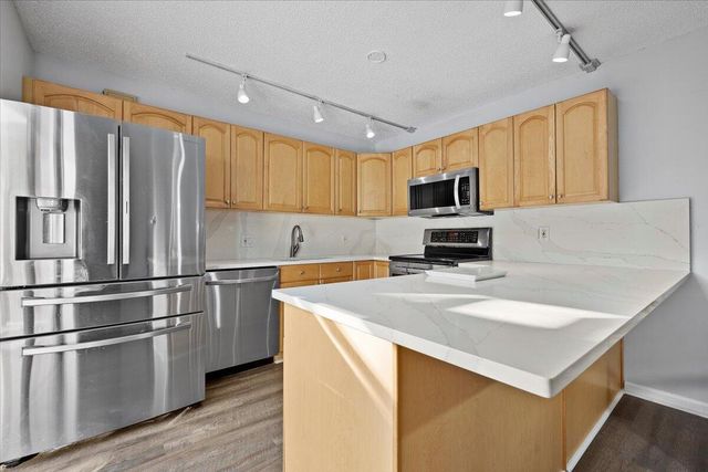 625 6th Terrace, Palm Beach Gardens, FL 33418