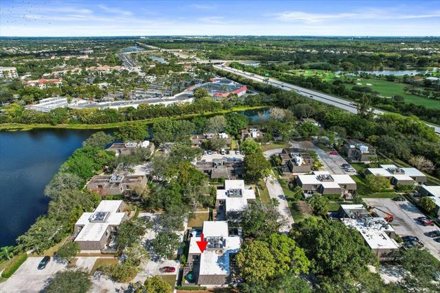 625 6th Terrace, Palm Beach Gardens, FL 33418